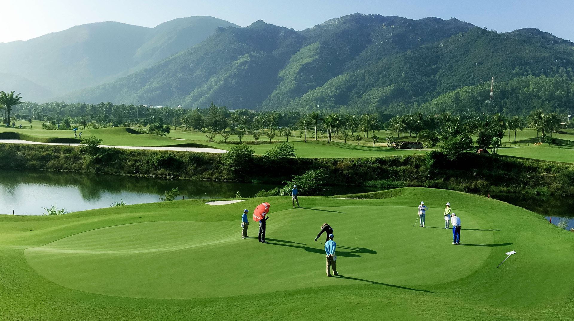 SÂN GOLF DIAMOND BAY NHA TRANG