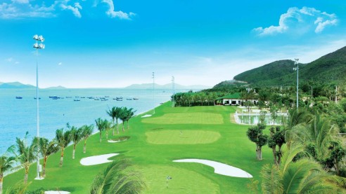 SÂN GOLF DIAMOND BAY NHA TRANG